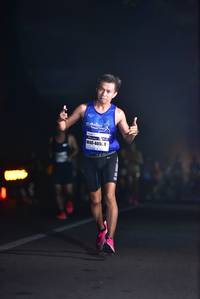 BIB: 405
                            <button type="button" onclick="openModal(7972123)" class="btn btn-primary btn-sm float-right btn-popup" data-toggle="modal" data-target=".modal-high-quality">
                        <i class="fas fa-shopping-cart"></i> Add to Cart
                    </button>
                                            <button type="button" onclick="isThisMe(7972123, true)" class="btn btn-success btn-sm float-right btn-popup btn-isme hidden" data-toggle="tooltip" data-placement="bottom" title="นี่คือรูปของคุณใช่ไหม คลิกที่นี่เพื่อเอาเข้าอัลบั้ม">
                        <i class="fas fa-plus"></i> Add to album
                    </button>
                    <button type="button" onclick="isThisMe(7972123, false)" class="btn btn-warning btn-sm float-right btn-popup btn-isnotme hidden">
                        <i class="fas fa-ban"></i> Remove from album
                    </button>