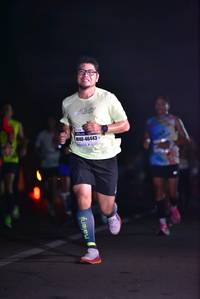 BIB: 46443
                            <button type="button" onclick="openModal(8006717)" class="btn btn-primary btn-sm float-right btn-popup" data-toggle="modal" data-target=".modal-high-quality">
                        <i class="fas fa-shopping-cart"></i> Add to Cart
                    </button>
                                            <button type="button" onclick="isThisMe(8006717, true)" class="btn btn-success btn-sm float-right btn-popup btn-isme hidden" data-toggle="tooltip" data-placement="bottom" title="นี่คือรูปของคุณใช่ไหม คลิกที่นี่เพื่อเอาเข้าอัลบั้ม">
                        <i class="fas fa-plus"></i> Add to album
                    </button>
                    <button type="button" onclick="isThisMe(8006717, false)" class="btn btn-warning btn-sm float-right btn-popup btn-isnotme hidden">
                        <i class="fas fa-ban"></i> Remove from album
                    </button>