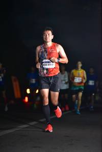 BIB: 42802
                            <button type="button" onclick="openModal(7993105)" class="btn btn-primary btn-sm float-right btn-popup" data-toggle="modal" data-target=".modal-high-quality">
                        <i class="fas fa-shopping-cart"></i> Add to Cart
                    </button>
                                            <button type="button" onclick="isThisMe(7993105, true)" class="btn btn-success btn-sm float-right btn-popup btn-isme hidden" data-toggle="tooltip" data-placement="bottom" title="นี่คือรูปของคุณใช่ไหม คลิกที่นี่เพื่อเอาเข้าอัลบั้ม">
                        <i class="fas fa-plus"></i> Add to album
                    </button>
                    <button type="button" onclick="isThisMe(7993105, false)" class="btn btn-warning btn-sm float-right btn-popup btn-isnotme hidden">
                        <i class="fas fa-ban"></i> Remove from album
                    </button>