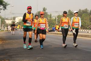 BIB: 450, 4834, 4548
                            <button type="button" onclick="openModal(8805677)" class="btn btn-primary btn-sm float-right btn-popup" data-toggle="modal" data-target=".modal-high-quality">
                        <i class="fas fa-shopping-cart"></i> Add to Cart
                    </button>
                                            <button type="button" onclick="isThisMe(8805677, true)" class="btn btn-success btn-sm float-right btn-popup btn-isme hidden" data-toggle="tooltip" data-placement="bottom" title="นี่คือรูปของคุณใช่ไหม คลิกที่นี่เพื่อเอาเข้าอัลบั้ม">
                        <i class="fas fa-plus"></i> Add to album
                    </button>
                    <button type="button" onclick="isThisMe(8805677, false)" class="btn btn-warning btn-sm float-right btn-popup btn-isnotme hidden">
                        <i class="fas fa-ban"></i> Remove from album
                    </button>