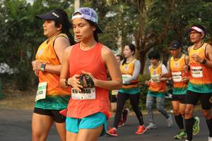 BIB: 346
                            <button type="button" onclick="openModal(8661385)" class="btn btn-primary btn-sm float-right btn-popup" data-toggle="modal" data-target=".modal-high-quality">
                        <i class="fas fa-shopping-cart"></i> Add to Cart
                    </button>
                                            <button type="button" onclick="isThisMe(8661385, true)" class="btn btn-success btn-sm float-right btn-popup btn-isme hidden" data-toggle="tooltip" data-placement="bottom" title="นี่คือรูปของคุณใช่ไหม คลิกที่นี่เพื่อเอาเข้าอัลบั้ม">
                        <i class="fas fa-plus"></i> Add to album
                    </button>
                    <button type="button" onclick="isThisMe(8661385, false)" class="btn btn-warning btn-sm float-right btn-popup btn-isnotme hidden">
                        <i class="fas fa-ban"></i> Remove from album
                    </button>