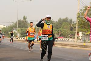 BIB: 45135
                            <button type="button" onclick="openModal(8808580)" class="btn btn-primary btn-sm float-right btn-popup" data-toggle="modal" data-target=".modal-high-quality">
                        <i class="fas fa-shopping-cart"></i> Add to Cart
                    </button>
                                            <button type="button" onclick="isThisMe(8808580, true)" class="btn btn-success btn-sm float-right btn-popup btn-isme hidden" data-toggle="tooltip" data-placement="bottom" title="นี่คือรูปของคุณใช่ไหม คลิกที่นี่เพื่อเอาเข้าอัลบั้ม">
                        <i class="fas fa-plus"></i> Add to album
                    </button>
                    <button type="button" onclick="isThisMe(8808580, false)" class="btn btn-warning btn-sm float-right btn-popup btn-isnotme hidden">
                        <i class="fas fa-ban"></i> Remove from album
                    </button>