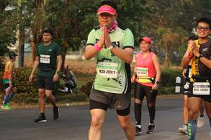 BIB: 28011, 420154, 48235
                            <button type="button" onclick="openModal(8767249)" class="btn btn-primary btn-sm float-right btn-popup" data-toggle="modal" data-target=".modal-high-quality">
                        <i class="fas fa-shopping-cart"></i> Add to Cart
                    </button>
                                            <button type="button" onclick="isThisMe(8767249, true)" class="btn btn-success btn-sm float-right btn-popup btn-isme hidden" data-toggle="tooltip" data-placement="bottom" title="นี่คือรูปของคุณใช่ไหม คลิกที่นี่เพื่อเอาเข้าอัลบั้ม">
                        <i class="fas fa-plus"></i> Add to album
                    </button>
                    <button type="button" onclick="isThisMe(8767249, false)" class="btn btn-warning btn-sm float-right btn-popup btn-isnotme hidden">
                        <i class="fas fa-ban"></i> Remove from album
                    </button>