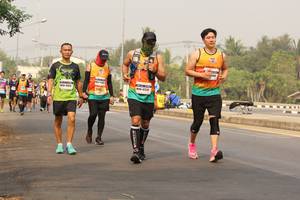 BIB: 4720
                            <button type="button" onclick="openModal(8808948)" class="btn btn-primary btn-sm float-right btn-popup" data-toggle="modal" data-target=".modal-high-quality">
                        <i class="fas fa-shopping-cart"></i> Add to Cart
                    </button>
                                            <button type="button" onclick="isThisMe(8808948, true)" class="btn btn-success btn-sm float-right btn-popup btn-isme hidden" data-toggle="tooltip" data-placement="bottom" title="นี่คือรูปของคุณใช่ไหม คลิกที่นี่เพื่อเอาเข้าอัลบั้ม">
                        <i class="fas fa-plus"></i> Add to album
                    </button>
                    <button type="button" onclick="isThisMe(8808948, false)" class="btn btn-warning btn-sm float-right btn-popup btn-isnotme hidden">
                        <i class="fas fa-ban"></i> Remove from album
                    </button>