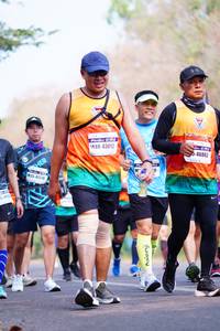 BIB: 43012, 41738, 46862, 0411
                            <button type="button" onclick="openModal(7687386)" class="btn btn-primary btn-sm float-right btn-popup" data-toggle="modal" data-target=".modal-high-quality">
                        <i class="fas fa-shopping-cart"></i> Add to Cart
                    </button>
                                            <button type="button" onclick="isThisMe(7687386, true)" class="btn btn-success btn-sm float-right btn-popup btn-isme hidden" data-toggle="tooltip" data-placement="bottom" title="นี่คือรูปของคุณใช่ไหม คลิกที่นี่เพื่อเอาเข้าอัลบั้ม">
                        <i class="fas fa-plus"></i> Add to album
                    </button>
                    <button type="button" onclick="isThisMe(7687386, false)" class="btn btn-warning btn-sm float-right btn-popup btn-isnotme hidden">
                        <i class="fas fa-ban"></i> Remove from album
                    </button>