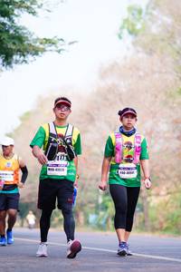 BIB: 41920, 40941
                            <button type="button" onclick="openModal(7691197)" class="btn btn-primary btn-sm float-right btn-popup" data-toggle="modal" data-target=".modal-high-quality">
                        <i class="fas fa-shopping-cart"></i> Add to Cart
                    </button>
                                            <button type="button" onclick="isThisMe(7691197, true)" class="btn btn-success btn-sm float-right btn-popup btn-isme hidden" data-toggle="tooltip" data-placement="bottom" title="นี่คือรูปของคุณใช่ไหม คลิกที่นี่เพื่อเอาเข้าอัลบั้ม">
                        <i class="fas fa-plus"></i> Add to album
                    </button>
                    <button type="button" onclick="isThisMe(7691197, false)" class="btn btn-warning btn-sm float-right btn-popup btn-isnotme hidden">
                        <i class="fas fa-ban"></i> Remove from album
                    </button>