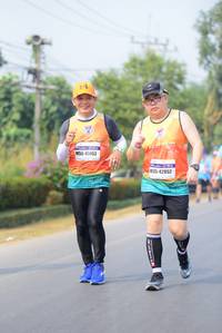 BIB: 41463, 42052
                            <button type="button" onclick="openModal(10358152)" class="btn btn-primary btn-sm float-right btn-popup" data-toggle="modal" data-target=".modal-high-quality">
                        <i class="fas fa-shopping-cart"></i> Add to Cart
                    </button>
                                            <button type="button" onclick="isThisMe(10358152, true)" class="btn btn-success btn-sm float-right btn-popup btn-isme hidden" data-toggle="tooltip" data-placement="bottom" title="นี่คือรูปของคุณใช่ไหม คลิกที่นี่เพื่อเอาเข้าอัลบั้ม">
                        <i class="fas fa-plus"></i> Add to album
                    </button>
                    <button type="button" onclick="isThisMe(10358152, false)" class="btn btn-warning btn-sm float-right btn-popup btn-isnotme hidden">
                        <i class="fas fa-ban"></i> Remove from album
                    </button>