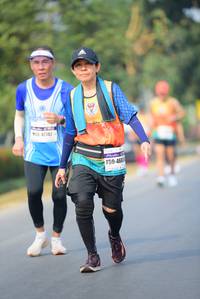 BIB: 47147, 460
                            <button type="button" onclick="openModal(10235672)" class="btn btn-primary btn-sm float-right btn-popup" data-toggle="modal" data-target=".modal-high-quality">
                        <i class="fas fa-shopping-cart"></i> Add to Cart
                    </button>
                                            <button type="button" onclick="isThisMe(10235672, true)" class="btn btn-success btn-sm float-right btn-popup btn-isme hidden" data-toggle="tooltip" data-placement="bottom" title="นี่คือรูปของคุณใช่ไหม คลิกที่นี่เพื่อเอาเข้าอัลบั้ม">
                        <i class="fas fa-plus"></i> Add to album
                    </button>
                    <button type="button" onclick="isThisMe(10235672, false)" class="btn btn-warning btn-sm float-right btn-popup btn-isnotme hidden">
                        <i class="fas fa-ban"></i> Remove from album
                    </button>