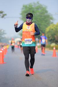 BIB: 42639
                            <button type="button" onclick="openModal(7994956)" class="btn btn-primary btn-sm float-right btn-popup" data-toggle="modal" data-target=".modal-high-quality">
                        <i class="fas fa-shopping-cart"></i> Add to Cart
                    </button>
                                            <button type="button" onclick="isThisMe(7994956, true)" class="btn btn-success btn-sm float-right btn-popup btn-isme hidden" data-toggle="tooltip" data-placement="bottom" title="นี่คือรูปของคุณใช่ไหม คลิกที่นี่เพื่อเอาเข้าอัลบั้ม">
                        <i class="fas fa-plus"></i> Add to album
                    </button>
                    <button type="button" onclick="isThisMe(7994956, false)" class="btn btn-warning btn-sm float-right btn-popup btn-isnotme hidden">
                        <i class="fas fa-ban"></i> Remove from album
                    </button>
