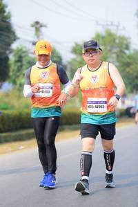 BIB: 41463, 42052
                            <button type="button" onclick="openModal(10358161)" class="btn btn-primary btn-sm float-right btn-popup" data-toggle="modal" data-target=".modal-high-quality">
                        <i class="fas fa-shopping-cart"></i> Add to Cart
                    </button>
                                            <button type="button" onclick="isThisMe(10358161, true)" class="btn btn-success btn-sm float-right btn-popup btn-isme hidden" data-toggle="tooltip" data-placement="bottom" title="นี่คือรูปของคุณใช่ไหม คลิกที่นี่เพื่อเอาเข้าอัลบั้ม">
                        <i class="fas fa-plus"></i> Add to album
                    </button>
                    <button type="button" onclick="isThisMe(10358161, false)" class="btn btn-warning btn-sm float-right btn-popup btn-isnotme hidden">
                        <i class="fas fa-ban"></i> Remove from album
                    </button>