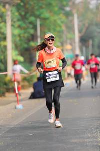 BIB: 40366
                            <button type="button" onclick="openModal(9486752)" class="btn btn-primary btn-sm float-right btn-popup" data-toggle="modal" data-target=".modal-high-quality">
                        <i class="fas fa-shopping-cart"></i> Add to Cart
                    </button>
                                            <button type="button" onclick="isThisMe(9486752, true)" class="btn btn-success btn-sm float-right btn-popup btn-isme hidden" data-toggle="tooltip" data-placement="bottom" title="นี่คือรูปของคุณใช่ไหม คลิกที่นี่เพื่อเอาเข้าอัลบั้ม">
                        <i class="fas fa-plus"></i> Add to album
                    </button>
                    <button type="button" onclick="isThisMe(9486752, false)" class="btn btn-warning btn-sm float-right btn-popup btn-isnotme hidden">
                        <i class="fas fa-ban"></i> Remove from album
                    </button>