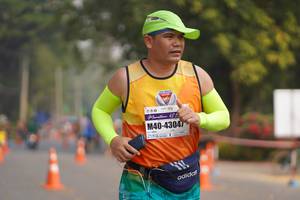 BIB: 421, 43047
                            <button type="button" onclick="openModal(9877049)" class="btn btn-primary btn-sm float-right btn-popup" data-toggle="modal" data-target=".modal-high-quality">
                        <i class="fas fa-shopping-cart"></i> Add to Cart
                    </button>
                                            <button type="button" onclick="isThisMe(9877049, true)" class="btn btn-success btn-sm float-right btn-popup btn-isme hidden" data-toggle="tooltip" data-placement="bottom" title="นี่คือรูปของคุณใช่ไหม คลิกที่นี่เพื่อเอาเข้าอัลบั้ม">
                        <i class="fas fa-plus"></i> Add to album
                    </button>
                    <button type="button" onclick="isThisMe(9877049, false)" class="btn btn-warning btn-sm float-right btn-popup btn-isnotme hidden">
                        <i class="fas fa-ban"></i> Remove from album
                    </button>