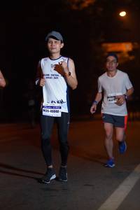 BIB: 2019, 46040
                            <button type="button" onclick="openModal(9906577)" class="btn btn-primary btn-sm float-right btn-popup" data-toggle="modal" data-target=".modal-high-quality">
                        <i class="fas fa-shopping-cart"></i> Add to Cart
                    </button>
                                            <button type="button" onclick="isThisMe(9906577, true)" class="btn btn-success btn-sm float-right btn-popup btn-isme hidden" data-toggle="tooltip" data-placement="bottom" title="นี่คือรูปของคุณใช่ไหม คลิกที่นี่เพื่อเอาเข้าอัลบั้ม">
                        <i class="fas fa-plus"></i> Add to album
                    </button>
                    <button type="button" onclick="isThisMe(9906577, false)" class="btn btn-warning btn-sm float-right btn-popup btn-isnotme hidden">
                        <i class="fas fa-ban"></i> Remove from album
                    </button>