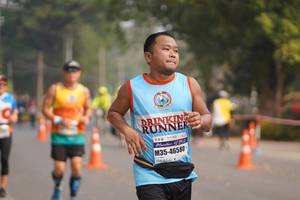 BIB: 46580
                            <button type="button" onclick="openModal(9877389)" class="btn btn-primary btn-sm float-right btn-popup" data-toggle="modal" data-target=".modal-high-quality">
                        <i class="fas fa-shopping-cart"></i> Add to Cart
                    </button>
                                            <button type="button" onclick="isThisMe(9877389, true)" class="btn btn-success btn-sm float-right btn-popup btn-isme hidden" data-toggle="tooltip" data-placement="bottom" title="นี่คือรูปของคุณใช่ไหม คลิกที่นี่เพื่อเอาเข้าอัลบั้ม">
                        <i class="fas fa-plus"></i> Add to album
                    </button>
                    <button type="button" onclick="isThisMe(9877389, false)" class="btn btn-warning btn-sm float-right btn-popup btn-isnotme hidden">
                        <i class="fas fa-ban"></i> Remove from album
                    </button>