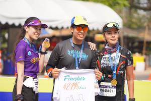 BIB: 42195, 45491
                            <button type="button" onclick="openModal(9878446)" class="btn btn-primary btn-sm float-right btn-popup" data-toggle="modal" data-target=".modal-high-quality">
                        <i class="fas fa-shopping-cart"></i> Add to Cart
                    </button>
                                            <button type="button" onclick="isThisMe(9878446, true)" class="btn btn-success btn-sm float-right btn-popup btn-isme hidden" data-toggle="tooltip" data-placement="bottom" title="นี่คือรูปของคุณใช่ไหม คลิกที่นี่เพื่อเอาเข้าอัลบั้ม">
                        <i class="fas fa-plus"></i> Add to album
                    </button>
                    <button type="button" onclick="isThisMe(9878446, false)" class="btn btn-warning btn-sm float-right btn-popup btn-isnotme hidden">
                        <i class="fas fa-ban"></i> Remove from album
                    </button>