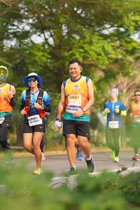 BIB: 4736, 40533
                            <button type="button" onclick="openModal(9872919)" class="btn btn-primary btn-sm float-right btn-popup" data-toggle="modal" data-target=".modal-high-quality">
                        <i class="fas fa-shopping-cart"></i> Add to Cart
                    </button>
                                            <button type="button" onclick="isThisMe(9872919, true)" class="btn btn-success btn-sm float-right btn-popup btn-isme hidden" data-toggle="tooltip" data-placement="bottom" title="นี่คือรูปของคุณใช่ไหม คลิกที่นี่เพื่อเอาเข้าอัลบั้ม">
                        <i class="fas fa-plus"></i> Add to album
                    </button>
                    <button type="button" onclick="isThisMe(9872919, false)" class="btn btn-warning btn-sm float-right btn-popup btn-isnotme hidden">
                        <i class="fas fa-ban"></i> Remove from album
                    </button>