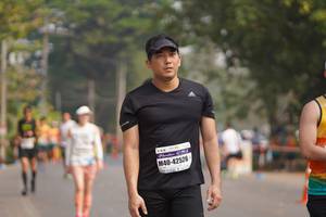 BIB: 42526
                            <button type="button" onclick="openModal(8695516)" class="btn btn-primary btn-sm float-right btn-popup" data-toggle="modal" data-target=".modal-high-quality">
                        <i class="fas fa-shopping-cart"></i> Add to Cart
                    </button>
                                            <button type="button" onclick="isThisMe(8695516, true)" class="btn btn-success btn-sm float-right btn-popup btn-isme hidden" data-toggle="tooltip" data-placement="bottom" title="นี่คือรูปของคุณใช่ไหม คลิกที่นี่เพื่อเอาเข้าอัลบั้ม">
                        <i class="fas fa-plus"></i> Add to album
                    </button>
                    <button type="button" onclick="isThisMe(8695516, false)" class="btn btn-warning btn-sm float-right btn-popup btn-isnotme hidden">
                        <i class="fas fa-ban"></i> Remove from album
                    </button>