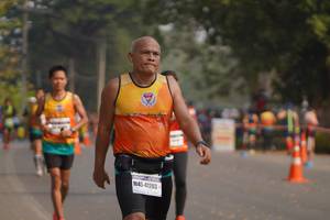 BIB: 41203
                            <button type="button" onclick="openModal(8651032)" class="btn btn-primary btn-sm float-right btn-popup" data-toggle="modal" data-target=".modal-high-quality">
                        <i class="fas fa-shopping-cart"></i> Add to Cart
                    </button>
                                            <button type="button" onclick="isThisMe(8651032, true)" class="btn btn-success btn-sm float-right btn-popup btn-isme hidden" data-toggle="tooltip" data-placement="bottom" title="นี่คือรูปของคุณใช่ไหม คลิกที่นี่เพื่อเอาเข้าอัลบั้ม">
                        <i class="fas fa-plus"></i> Add to album
                    </button>
                    <button type="button" onclick="isThisMe(8651032, false)" class="btn btn-warning btn-sm float-right btn-popup btn-isnotme hidden">
                        <i class="fas fa-ban"></i> Remove from album
                    </button>