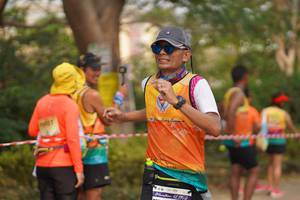 BIB: 195
                            <button type="button" onclick="openModal(8708812)" class="btn btn-primary btn-sm float-right btn-popup" data-toggle="modal" data-target=".modal-high-quality">
                        <i class="fas fa-shopping-cart"></i> Add to Cart
                    </button>
                                            <button type="button" onclick="isThisMe(8708812, true)" class="btn btn-success btn-sm float-right btn-popup btn-isme hidden" data-toggle="tooltip" data-placement="bottom" title="นี่คือรูปของคุณใช่ไหม คลิกที่นี่เพื่อเอาเข้าอัลบั้ม">
                        <i class="fas fa-plus"></i> Add to album
                    </button>
                    <button type="button" onclick="isThisMe(8708812, false)" class="btn btn-warning btn-sm float-right btn-popup btn-isnotme hidden">
                        <i class="fas fa-ban"></i> Remove from album
                    </button>