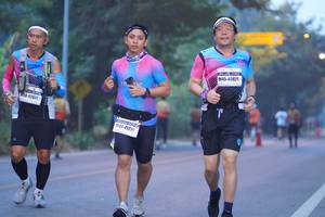 BIB: 48821, 42672, 4121
                            <button type="button" onclick="openModal(9107298)" class="btn btn-primary btn-sm float-right btn-popup" data-toggle="modal" data-target=".modal-high-quality">
                        <i class="fas fa-shopping-cart"></i> Add to Cart
                    </button>
                                            <button type="button" onclick="isThisMe(9107298, true)" class="btn btn-success btn-sm float-right btn-popup btn-isme hidden" data-toggle="tooltip" data-placement="bottom" title="นี่คือรูปของคุณใช่ไหม คลิกที่นี่เพื่อเอาเข้าอัลบั้ม">
                        <i class="fas fa-plus"></i> Add to album
                    </button>
                    <button type="button" onclick="isThisMe(9107298, false)" class="btn btn-warning btn-sm float-right btn-popup btn-isnotme hidden">
                        <i class="fas fa-ban"></i> Remove from album
                    </button>