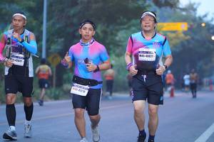 BIB: 40821, 42672, 41219
                            <button type="button" onclick="openModal(9107886)" class="btn btn-primary btn-sm float-right btn-popup" data-toggle="modal" data-target=".modal-high-quality">
                        <i class="fas fa-shopping-cart"></i> Add to Cart
                    </button>
                                            <button type="button" onclick="isThisMe(9107886, true)" class="btn btn-success btn-sm float-right btn-popup btn-isme hidden" data-toggle="tooltip" data-placement="bottom" title="นี่คือรูปของคุณใช่ไหม คลิกที่นี่เพื่อเอาเข้าอัลบั้ม">
                        <i class="fas fa-plus"></i> Add to album
                    </button>
                    <button type="button" onclick="isThisMe(9107886, false)" class="btn btn-warning btn-sm float-right btn-popup btn-isnotme hidden">
                        <i class="fas fa-ban"></i> Remove from album
                    </button>