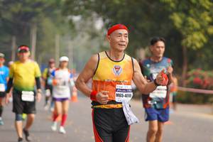 BIB: 40768
                            <button type="button" onclick="openModal(8810513)" class="btn btn-primary btn-sm float-right btn-popup" data-toggle="modal" data-target=".modal-high-quality">
                        <i class="fas fa-shopping-cart"></i> Add to Cart
                    </button>
                                            <button type="button" onclick="isThisMe(8810513, true)" class="btn btn-success btn-sm float-right btn-popup btn-isme hidden" data-toggle="tooltip" data-placement="bottom" title="นี่คือรูปของคุณใช่ไหม คลิกที่นี่เพื่อเอาเข้าอัลบั้ม">
                        <i class="fas fa-plus"></i> Add to album
                    </button>
                    <button type="button" onclick="isThisMe(8810513, false)" class="btn btn-warning btn-sm float-right btn-popup btn-isnotme hidden">
                        <i class="fas fa-ban"></i> Remove from album
                    </button>
