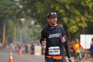 BIB: 41840
                            <button type="button" onclick="openModal(8693879)" class="btn btn-primary btn-sm float-right btn-popup" data-toggle="modal" data-target=".modal-high-quality">
                        <i class="fas fa-shopping-cart"></i> Add to Cart
                    </button>
                                            <button type="button" onclick="isThisMe(8693879, true)" class="btn btn-success btn-sm float-right btn-popup btn-isme hidden" data-toggle="tooltip" data-placement="bottom" title="นี่คือรูปของคุณใช่ไหม คลิกที่นี่เพื่อเอาเข้าอัลบั้ม">
                        <i class="fas fa-plus"></i> Add to album
                    </button>
                    <button type="button" onclick="isThisMe(8693879, false)" class="btn btn-warning btn-sm float-right btn-popup btn-isnotme hidden">
                        <i class="fas fa-ban"></i> Remove from album
                    </button>