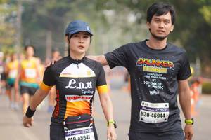 BIB: 46944, 12199, 45641
                            <button type="button" onclick="openModal(8655777)" class="btn btn-primary btn-sm float-right btn-popup" data-toggle="modal" data-target=".modal-high-quality">
                        <i class="fas fa-shopping-cart"></i> Add to Cart
                    </button>
                                            <button type="button" onclick="isThisMe(8655777, true)" class="btn btn-success btn-sm float-right btn-popup btn-isme hidden" data-toggle="tooltip" data-placement="bottom" title="นี่คือรูปของคุณใช่ไหม คลิกที่นี่เพื่อเอาเข้าอัลบั้ม">
                        <i class="fas fa-plus"></i> Add to album
                    </button>
                    <button type="button" onclick="isThisMe(8655777, false)" class="btn btn-warning btn-sm float-right btn-popup btn-isnotme hidden">
                        <i class="fas fa-ban"></i> Remove from album
                    </button>