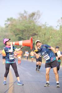 BIB: 405, 4895
                            <button type="button" onclick="openModal(9929757)" class="btn btn-primary btn-sm float-right btn-popup" data-toggle="modal" data-target=".modal-high-quality">
                        <i class="fas fa-shopping-cart"></i> Add to Cart
                    </button>
                                            <button type="button" onclick="isThisMe(9929757, true)" class="btn btn-success btn-sm float-right btn-popup btn-isme hidden" data-toggle="tooltip" data-placement="bottom" title="นี่คือรูปของคุณใช่ไหม คลิกที่นี่เพื่อเอาเข้าอัลบั้ม">
                        <i class="fas fa-plus"></i> Add to album
                    </button>
                    <button type="button" onclick="isThisMe(9929757, false)" class="btn btn-warning btn-sm float-right btn-popup btn-isnotme hidden">
                        <i class="fas fa-ban"></i> Remove from album
                    </button>