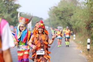 BIB: 47141
                            <button type="button" onclick="openModal(9942289)" class="btn btn-primary btn-sm float-right btn-popup" data-toggle="modal" data-target=".modal-high-quality">
                        <i class="fas fa-shopping-cart"></i> Add to Cart
                    </button>
                                            <button type="button" onclick="isThisMe(9942289, true)" class="btn btn-success btn-sm float-right btn-popup btn-isme hidden" data-toggle="tooltip" data-placement="bottom" title="นี่คือรูปของคุณใช่ไหม คลิกที่นี่เพื่อเอาเข้าอัลบั้ม">
                        <i class="fas fa-plus"></i> Add to album
                    </button>
                    <button type="button" onclick="isThisMe(9942289, false)" class="btn btn-warning btn-sm float-right btn-popup btn-isnotme hidden">
                        <i class="fas fa-ban"></i> Remove from album
                    </button>