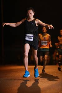 BIB: 41000
                            <button type="button" onclick="openModal(9964262)" class="btn btn-primary btn-sm float-right btn-popup" data-toggle="modal" data-target=".modal-high-quality">
                        <i class="fas fa-shopping-cart"></i> Add to Cart
                    </button>
                                            <button type="button" onclick="isThisMe(9964262, true)" class="btn btn-success btn-sm float-right btn-popup btn-isme hidden" data-toggle="tooltip" data-placement="bottom" title="นี่คือรูปของคุณใช่ไหม คลิกที่นี่เพื่อเอาเข้าอัลบั้ม">
                        <i class="fas fa-plus"></i> Add to album
                    </button>
                    <button type="button" onclick="isThisMe(9964262, false)" class="btn btn-warning btn-sm float-right btn-popup btn-isnotme hidden">
                        <i class="fas fa-ban"></i> Remove from album
                    </button>