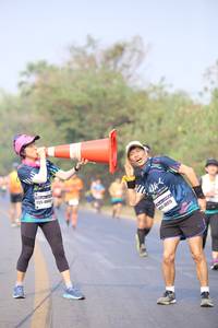 BIB: 404, 40915
                            <button type="button" onclick="openModal(9929759)" class="btn btn-primary btn-sm float-right btn-popup" data-toggle="modal" data-target=".modal-high-quality">
                        <i class="fas fa-shopping-cart"></i> Add to Cart
                    </button>
                                            <button type="button" onclick="isThisMe(9929759, true)" class="btn btn-success btn-sm float-right btn-popup btn-isme hidden" data-toggle="tooltip" data-placement="bottom" title="นี่คือรูปของคุณใช่ไหม คลิกที่นี่เพื่อเอาเข้าอัลบั้ม">
                        <i class="fas fa-plus"></i> Add to album
                    </button>
                    <button type="button" onclick="isThisMe(9929759, false)" class="btn btn-warning btn-sm float-right btn-popup btn-isnotme hidden">
                        <i class="fas fa-ban"></i> Remove from album
                    </button>