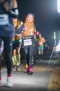 BIB: 45414
                            <button type="button" onclick="openModal(10240842)" class="btn btn-primary btn-sm float-right btn-popup" data-toggle="modal" data-target=".modal-high-quality">
                        <i class="fas fa-shopping-cart"></i> Add to Cart
                    </button>
                                            <button type="button" onclick="isThisMe(10240842, true)" class="btn btn-success btn-sm float-right btn-popup btn-isme hidden" data-toggle="tooltip" data-placement="bottom" title="นี่คือรูปของคุณใช่ไหม คลิกที่นี่เพื่อเอาเข้าอัลบั้ม">
                        <i class="fas fa-plus"></i> Add to album
                    </button>
                    <button type="button" onclick="isThisMe(10240842, false)" class="btn btn-warning btn-sm float-right btn-popup btn-isnotme hidden">
                        <i class="fas fa-ban"></i> Remove from album
                    </button>