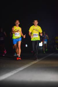 BIB: 40572
                            <button type="button" onclick="openModal(10076205)" class="btn btn-primary btn-sm float-right btn-popup" data-toggle="modal" data-target=".modal-high-quality">
                        <i class="fas fa-shopping-cart"></i> Add to Cart
                    </button>
                                            <button type="button" onclick="isThisMe(10076205, true)" class="btn btn-success btn-sm float-right btn-popup btn-isme hidden" data-toggle="tooltip" data-placement="bottom" title="นี่คือรูปของคุณใช่ไหม คลิกที่นี่เพื่อเอาเข้าอัลบั้ม">
                        <i class="fas fa-plus"></i> Add to album
                    </button>
                    <button type="button" onclick="isThisMe(10076205, false)" class="btn btn-warning btn-sm float-right btn-popup btn-isnotme hidden">
                        <i class="fas fa-ban"></i> Remove from album
                    </button>