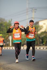 BIB: 42231, 145
                            <button type="button" onclick="openModal(10260984)" class="btn btn-primary btn-sm float-right btn-popup" data-toggle="modal" data-target=".modal-high-quality">
                        <i class="fas fa-shopping-cart"></i> Add to Cart
                    </button>
                                            <button type="button" onclick="isThisMe(10260984, true)" class="btn btn-success btn-sm float-right btn-popup btn-isme hidden" data-toggle="tooltip" data-placement="bottom" title="นี่คือรูปของคุณใช่ไหม คลิกที่นี่เพื่อเอาเข้าอัลบั้ม">
                        <i class="fas fa-plus"></i> Add to album
                    </button>
                    <button type="button" onclick="isThisMe(10260984, false)" class="btn btn-warning btn-sm float-right btn-popup btn-isnotme hidden">
                        <i class="fas fa-ban"></i> Remove from album
                    </button>