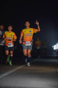 BIB: 401
                            <button type="button" onclick="openModal(10238167)" class="btn btn-primary btn-sm float-right btn-popup" data-toggle="modal" data-target=".modal-high-quality">
                        <i class="fas fa-shopping-cart"></i> Add to Cart
                    </button>
                                            <button type="button" onclick="isThisMe(10238167, true)" class="btn btn-success btn-sm float-right btn-popup btn-isme hidden" data-toggle="tooltip" data-placement="bottom" title="นี่คือรูปของคุณใช่ไหม คลิกที่นี่เพื่อเอาเข้าอัลบั้ม">
                        <i class="fas fa-plus"></i> Add to album
                    </button>
                    <button type="button" onclick="isThisMe(10238167, false)" class="btn btn-warning btn-sm float-right btn-popup btn-isnotme hidden">
                        <i class="fas fa-ban"></i> Remove from album
                    </button>