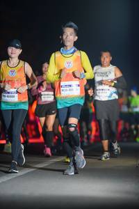 BIB: 40400
                            <button type="button" onclick="openModal(10240919)" class="btn btn-primary btn-sm float-right btn-popup" data-toggle="modal" data-target=".modal-high-quality">
                        <i class="fas fa-shopping-cart"></i> Add to Cart
                    </button>
                                            <button type="button" onclick="isThisMe(10240919, true)" class="btn btn-success btn-sm float-right btn-popup btn-isme hidden" data-toggle="tooltip" data-placement="bottom" title="นี่คือรูปของคุณใช่ไหม คลิกที่นี่เพื่อเอาเข้าอัลบั้ม">
                        <i class="fas fa-plus"></i> Add to album
                    </button>
                    <button type="button" onclick="isThisMe(10240919, false)" class="btn btn-warning btn-sm float-right btn-popup btn-isnotme hidden">
                        <i class="fas fa-ban"></i> Remove from album
                    </button>