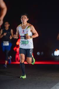 BIB: 4770
                            <button type="button" onclick="openModal(10040574)" class="btn btn-primary btn-sm float-right btn-popup" data-toggle="modal" data-target=".modal-high-quality">
                        <i class="fas fa-shopping-cart"></i> Add to Cart
                    </button>
                                            <button type="button" onclick="isThisMe(10040574, true)" class="btn btn-success btn-sm float-right btn-popup btn-isme hidden" data-toggle="tooltip" data-placement="bottom" title="นี่คือรูปของคุณใช่ไหม คลิกที่นี่เพื่อเอาเข้าอัลบั้ม">
                        <i class="fas fa-plus"></i> Add to album
                    </button>
                    <button type="button" onclick="isThisMe(10040574, false)" class="btn btn-warning btn-sm float-right btn-popup btn-isnotme hidden">
                        <i class="fas fa-ban"></i> Remove from album
                    </button>