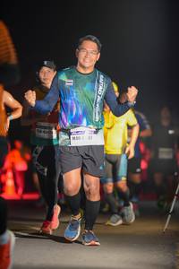 BIB: 150, 4542
                            <button type="button" onclick="openModal(10390877)" class="btn btn-primary btn-sm float-right btn-popup" data-toggle="modal" data-target=".modal-high-quality">
                        <i class="fas fa-shopping-cart"></i> Add to Cart
                    </button>
                                            <button type="button" onclick="isThisMe(10390877, true)" class="btn btn-success btn-sm float-right btn-popup btn-isme hidden" data-toggle="tooltip" data-placement="bottom" title="นี่คือรูปของคุณใช่ไหม คลิกที่นี่เพื่อเอาเข้าอัลบั้ม">
                        <i class="fas fa-plus"></i> Add to album
                    </button>
                    <button type="button" onclick="isThisMe(10390877, false)" class="btn btn-warning btn-sm float-right btn-popup btn-isnotme hidden">
                        <i class="fas fa-ban"></i> Remove from album
                    </button>