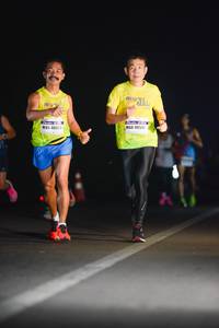 BIB: 480, 402
                            <button type="button" onclick="openModal(10076251)" class="btn btn-primary btn-sm float-right btn-popup" data-toggle="modal" data-target=".modal-high-quality">
                        <i class="fas fa-shopping-cart"></i> Add to Cart
                    </button>
                                            <button type="button" onclick="isThisMe(10076251, true)" class="btn btn-success btn-sm float-right btn-popup btn-isme hidden" data-toggle="tooltip" data-placement="bottom" title="นี่คือรูปของคุณใช่ไหม คลิกที่นี่เพื่อเอาเข้าอัลบั้ม">
                        <i class="fas fa-plus"></i> Add to album
                    </button>
                    <button type="button" onclick="isThisMe(10076251, false)" class="btn btn-warning btn-sm float-right btn-popup btn-isnotme hidden">
                        <i class="fas fa-ban"></i> Remove from album
                    </button>