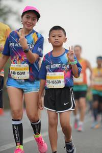 BIB: 102, 15341, 16535
                            <button type="button" onclick="openModal(10352263)" class="btn btn-primary btn-sm float-right btn-popup" data-toggle="modal" data-target=".modal-high-quality">
                        <i class="fas fa-shopping-cart"></i> Add to Cart
                    </button>
                                            <button type="button" onclick="isThisMe(10352263, true)" class="btn btn-success btn-sm float-right btn-popup btn-isme hidden" data-toggle="tooltip" data-placement="bottom" title="นี่คือรูปของคุณใช่ไหม คลิกที่นี่เพื่อเอาเข้าอัลบั้ม">
                        <i class="fas fa-plus"></i> Add to album
                    </button>
                    <button type="button" onclick="isThisMe(10352263, false)" class="btn btn-warning btn-sm float-right btn-popup btn-isnotme hidden">
                        <i class="fas fa-ban"></i> Remove from album
                    </button>