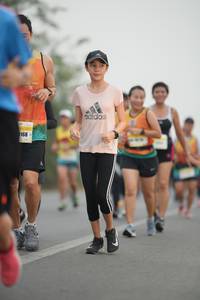 BIB: 168
                            <button type="button" onclick="openModal(10352128)" class="btn btn-primary btn-sm float-right btn-popup" data-toggle="modal" data-target=".modal-high-quality">
                        <i class="fas fa-shopping-cart"></i> Add to Cart
                    </button>
                                            <button type="button" onclick="isThisMe(10352128, true)" class="btn btn-success btn-sm float-right btn-popup btn-isme hidden" data-toggle="tooltip" data-placement="bottom" title="นี่คือรูปของคุณใช่ไหม คลิกที่นี่เพื่อเอาเข้าอัลบั้ม">
                        <i class="fas fa-plus"></i> Add to album
                    </button>
                    <button type="button" onclick="isThisMe(10352128, false)" class="btn btn-warning btn-sm float-right btn-popup btn-isnotme hidden">
                        <i class="fas fa-ban"></i> Remove from album
                    </button>