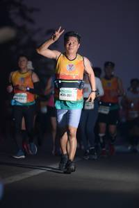 BIB: 261
                            <button type="button" onclick="openModal(10291683)" class="btn btn-primary btn-sm float-right btn-popup" data-toggle="modal" data-target=".modal-high-quality">
                        <i class="fas fa-shopping-cart"></i> Add to Cart
                    </button>
                                            <button type="button" onclick="isThisMe(10291683, true)" class="btn btn-success btn-sm float-right btn-popup btn-isme hidden" data-toggle="tooltip" data-placement="bottom" title="นี่คือรูปของคุณใช่ไหม คลิกที่นี่เพื่อเอาเข้าอัลบั้ม">
                        <i class="fas fa-plus"></i> Add to album
                    </button>
                    <button type="button" onclick="isThisMe(10291683, false)" class="btn btn-warning btn-sm float-right btn-popup btn-isnotme hidden">
                        <i class="fas fa-ban"></i> Remove from album
                    </button>