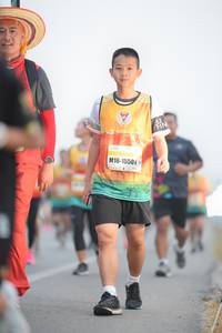 BIB: 15501
                            <button type="button" onclick="openModal(10359018)" class="btn btn-primary btn-sm float-right btn-popup" data-toggle="modal" data-target=".modal-high-quality">
                        <i class="fas fa-shopping-cart"></i> Add to Cart
                    </button>
                                            <button type="button" onclick="isThisMe(10359018, true)" class="btn btn-success btn-sm float-right btn-popup btn-isme hidden" data-toggle="tooltip" data-placement="bottom" title="นี่คือรูปของคุณใช่ไหม คลิกที่นี่เพื่อเอาเข้าอัลบั้ม">
                        <i class="fas fa-plus"></i> Add to album
                    </button>
                    <button type="button" onclick="isThisMe(10359018, false)" class="btn btn-warning btn-sm float-right btn-popup btn-isnotme hidden">
                        <i class="fas fa-ban"></i> Remove from album
                    </button>