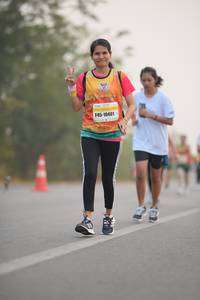 BIB: 10401
                            <button type="button" onclick="openModal(10350453)" class="btn btn-primary btn-sm float-right btn-popup" data-toggle="modal" data-target=".modal-high-quality">
                        <i class="fas fa-shopping-cart"></i> Add to Cart
                    </button>
                                            <button type="button" onclick="isThisMe(10350453, true)" class="btn btn-success btn-sm float-right btn-popup btn-isme hidden" data-toggle="tooltip" data-placement="bottom" title="นี่คือรูปของคุณใช่ไหม คลิกที่นี่เพื่อเอาเข้าอัลบั้ม">
                        <i class="fas fa-plus"></i> Add to album
                    </button>
                    <button type="button" onclick="isThisMe(10350453, false)" class="btn btn-warning btn-sm float-right btn-popup btn-isnotme hidden">
                        <i class="fas fa-ban"></i> Remove from album
                    </button>