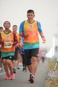 BIB: 10942
                            <button type="button" onclick="openModal(10352559)" class="btn btn-primary btn-sm float-right btn-popup" data-toggle="modal" data-target=".modal-high-quality">
                        <i class="fas fa-shopping-cart"></i> Add to Cart
                    </button>
                                            <button type="button" onclick="isThisMe(10352559, true)" class="btn btn-success btn-sm float-right btn-popup btn-isme hidden" data-toggle="tooltip" data-placement="bottom" title="นี่คือรูปของคุณใช่ไหม คลิกที่นี่เพื่อเอาเข้าอัลบั้ม">
                        <i class="fas fa-plus"></i> Add to album
                    </button>
                    <button type="button" onclick="isThisMe(10352559, false)" class="btn btn-warning btn-sm float-right btn-popup btn-isnotme hidden">
                        <i class="fas fa-ban"></i> Remove from album
                    </button>