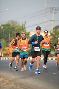 BIB: 424, 42609
                            <button type="button" onclick="openModal(10252333)" class="btn btn-primary btn-sm float-right btn-popup" data-toggle="modal" data-target=".modal-high-quality">
                        <i class="fas fa-shopping-cart"></i> Add to Cart
                    </button>
                                            <button type="button" onclick="isThisMe(10252333, true)" class="btn btn-success btn-sm float-right btn-popup btn-isme hidden" data-toggle="tooltip" data-placement="bottom" title="นี่คือรูปของคุณใช่ไหม คลิกที่นี่เพื่อเอาเข้าอัลบั้ม">
                        <i class="fas fa-plus"></i> Add to album
                    </button>
                    <button type="button" onclick="isThisMe(10252333, false)" class="btn btn-warning btn-sm float-right btn-popup btn-isnotme hidden">
                        <i class="fas fa-ban"></i> Remove from album
                    </button>