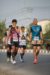 BIB: 46078
                            <button type="button" onclick="openModal(10386829)" class="btn btn-primary btn-sm float-right btn-popup" data-toggle="modal" data-target=".modal-high-quality">
                        <i class="fas fa-shopping-cart"></i> Add to Cart
                    </button>
                                            <button type="button" onclick="isThisMe(10386829, true)" class="btn btn-success btn-sm float-right btn-popup btn-isme hidden" data-toggle="tooltip" data-placement="bottom" title="นี่คือรูปของคุณใช่ไหม คลิกที่นี่เพื่อเอาเข้าอัลบั้ม">
                        <i class="fas fa-plus"></i> Add to album
                    </button>
                    <button type="button" onclick="isThisMe(10386829, false)" class="btn btn-warning btn-sm float-right btn-popup btn-isnotme hidden">
                        <i class="fas fa-ban"></i> Remove from album
                    </button>