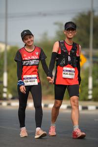 BIB: 41619, 40317
                            <button type="button" onclick="openModal(10385358)" class="btn btn-primary btn-sm float-right btn-popup" data-toggle="modal" data-target=".modal-high-quality">
                        <i class="fas fa-shopping-cart"></i> Add to Cart
                    </button>
                                            <button type="button" onclick="isThisMe(10385358, true)" class="btn btn-success btn-sm float-right btn-popup btn-isme hidden" data-toggle="tooltip" data-placement="bottom" title="นี่คือรูปของคุณใช่ไหม คลิกที่นี่เพื่อเอาเข้าอัลบั้ม">
                        <i class="fas fa-plus"></i> Add to album
                    </button>
                    <button type="button" onclick="isThisMe(10385358, false)" class="btn btn-warning btn-sm float-right btn-popup btn-isnotme hidden">
                        <i class="fas fa-ban"></i> Remove from album
                    </button>