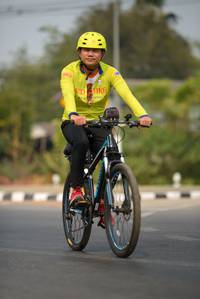 BIB: 669
                            <button type="button" onclick="openModal(10389285)" class="btn btn-primary btn-sm float-right btn-popup" data-toggle="modal" data-target=".modal-high-quality">
                        <i class="fas fa-shopping-cart"></i> Add to Cart
                    </button>
                                            <button type="button" onclick="isThisMe(10389285, true)" class="btn btn-success btn-sm float-right btn-popup btn-isme hidden" data-toggle="tooltip" data-placement="bottom" title="นี่คือรูปของคุณใช่ไหม คลิกที่นี่เพื่อเอาเข้าอัลบั้ม">
                        <i class="fas fa-plus"></i> Add to album
                    </button>
                    <button type="button" onclick="isThisMe(10389285, false)" class="btn btn-warning btn-sm float-right btn-popup btn-isnotme hidden">
                        <i class="fas fa-ban"></i> Remove from album
                    </button>